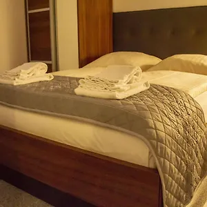 https://bluestone-boarding-apartments.dusseldorf-hotel.net