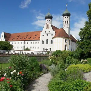 Gasthuis Kloster - Gaestehaus Der Salesianer Don Bosco, Benediktbeuern